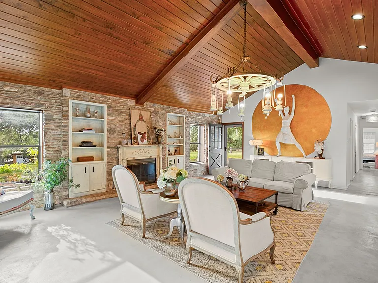 10518 Signal Hill Rd — Photo 20