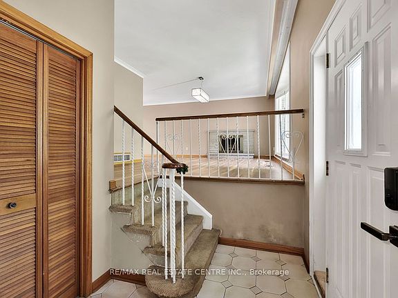 5th image of 1366 Aldo Dr