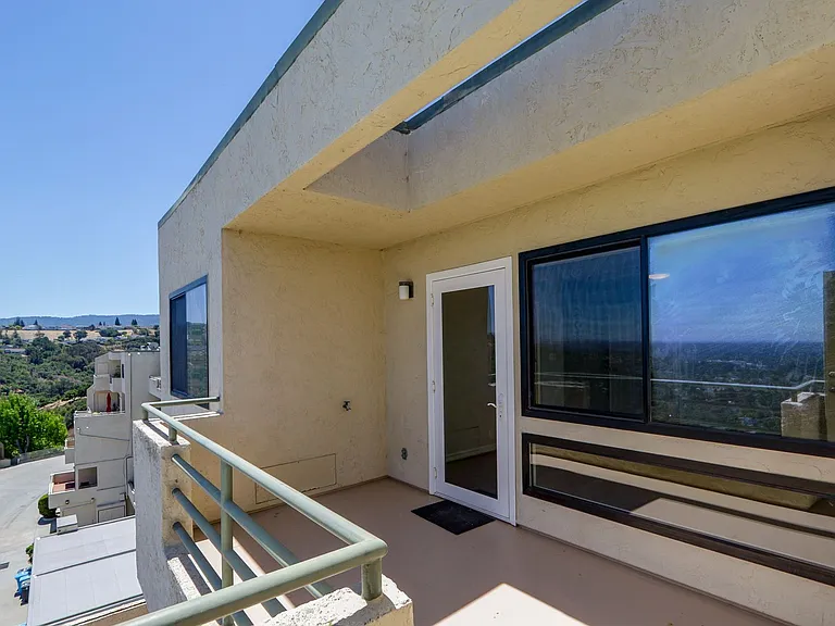 432 Portofino Dr #403 — Photo 41