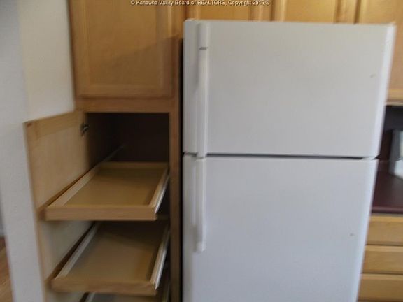3rd image of 192 Kenna Dr #192