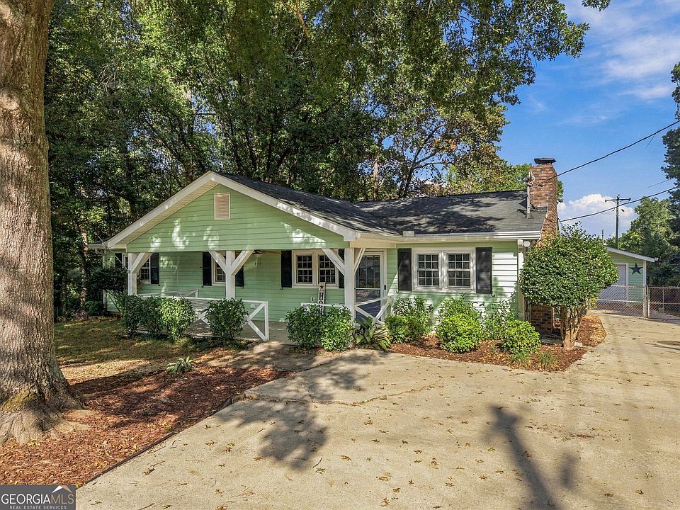 1st image of 6003 Lake Lanier Heights Rd
