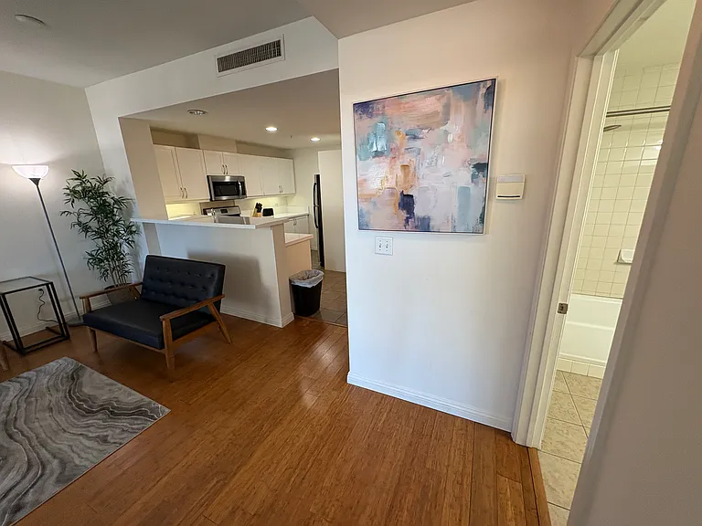 530 K St #711 — Photo 19