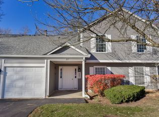 97 Midhurst Ct UNIT 202, Naperville, IL