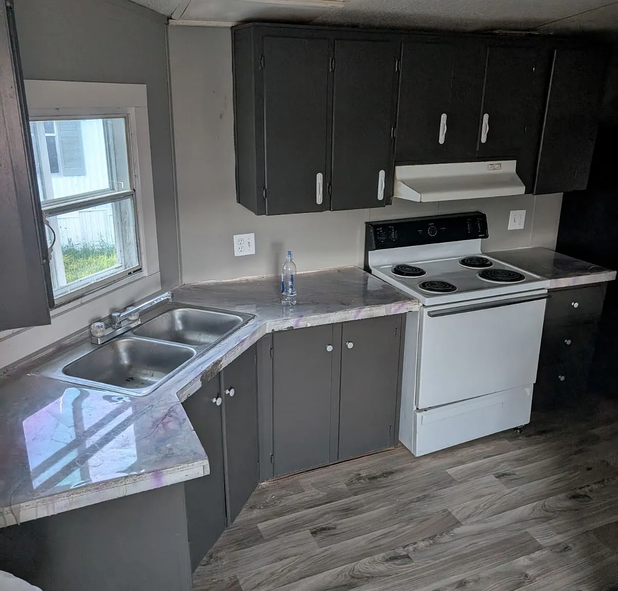 3 bed, 1228 sqft, $1,200 — Photo 2