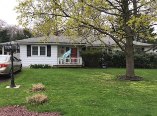 70 Summit Rd, Mountain Top, PA 18707