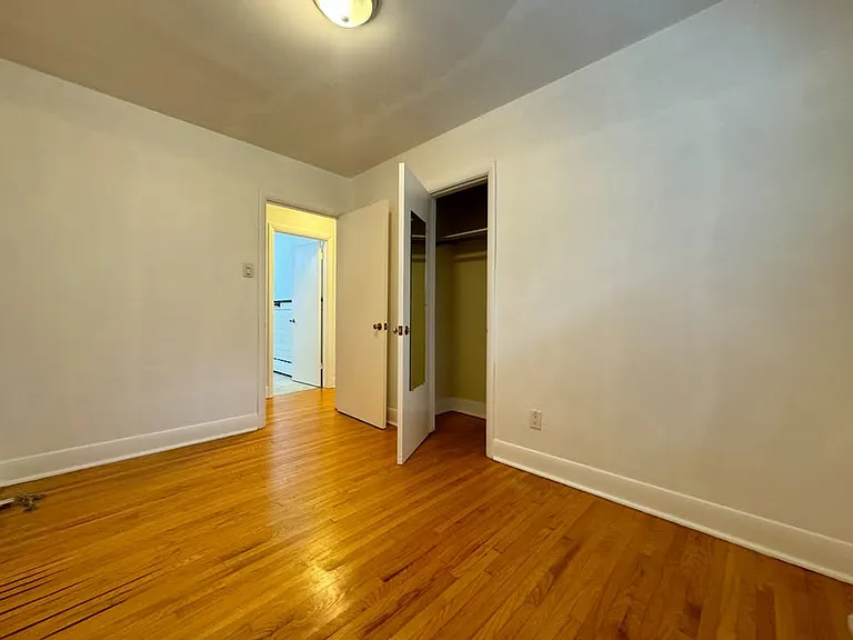 73 Eugenia St #UPPER LEVEL — Photo 11