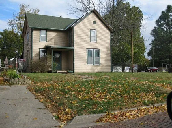 2102 2nd Ave, Nebraska City, NE 68410