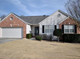 718 Bartow Dr, Dacula, GA 30019