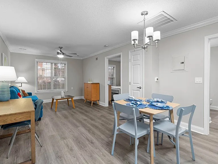 Indigo Apartments — Photo 34