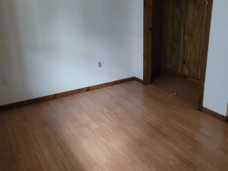 231 Mechanic St — Photo 3