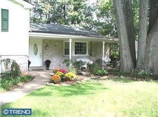 125 W Patricia Rd, Holland, PA 18966