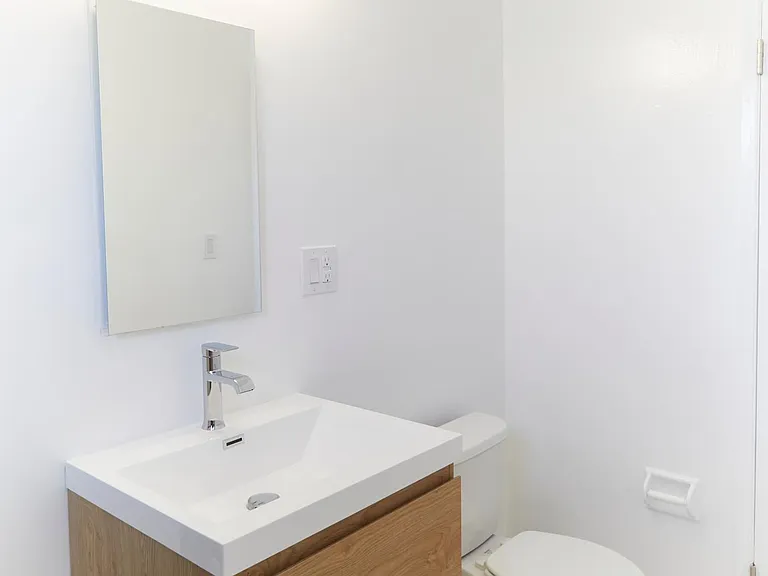 3700 Inglewood Blvd #7 — Photo 15