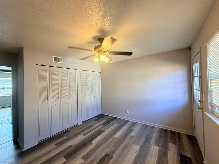 3335 Breckenridge Ln #1 — Photo 3
