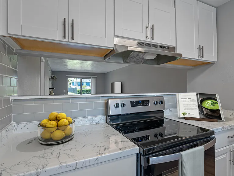 Arbor Place Apartments — Photo 7