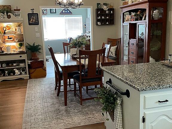 4th image of 4115 Terra Bella Dr