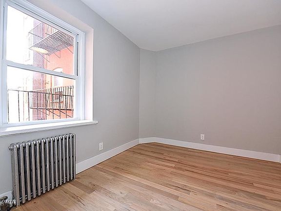 5th image of 182 Franklin St APT 10E