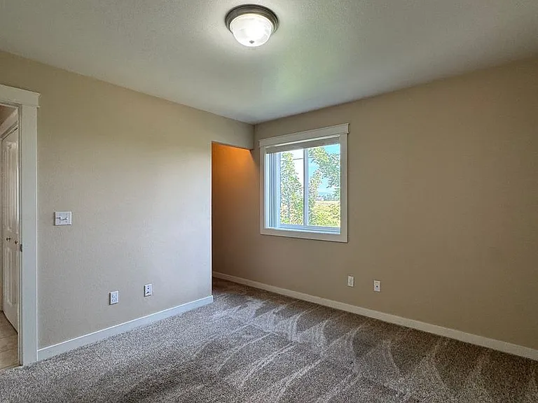 2237 Airport Rd — Photo 16