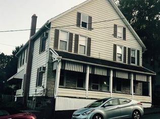216 Chestnut St, Bangor, PA 18013