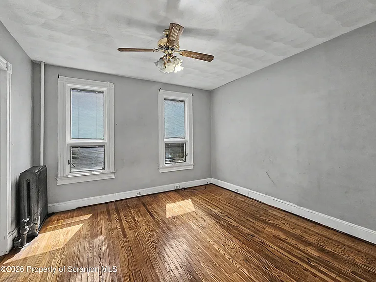 828 Cedar Ave #1 — Photo 10