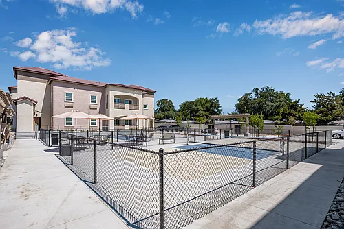 Paradise Oaks Luxury Senior Living Photo 1