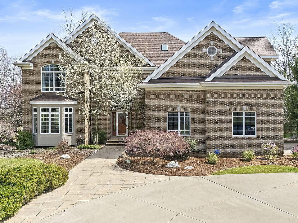 1st image of 4915 N Stockbridge Dr