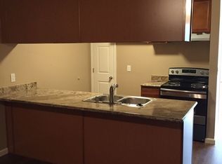 320 Prado Way APT 123, Stockton, CA 95207