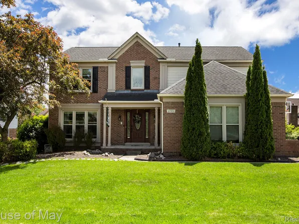 47951 Picadilly Ct, Canton, MI 48187