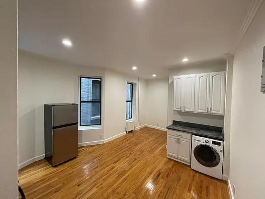 Rented by Kleier Residential | media 3