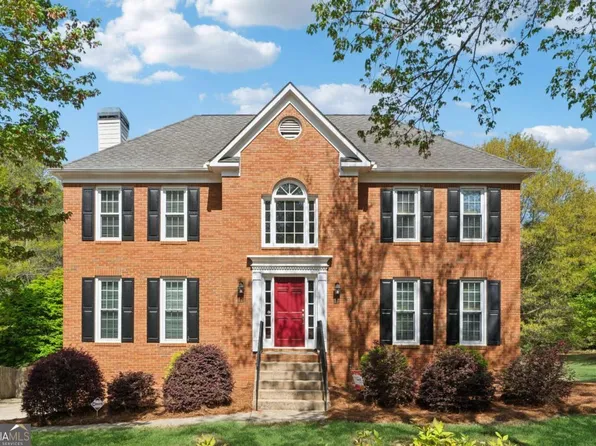 1075 Pebble Bend Dr, Grayson, GA 30017