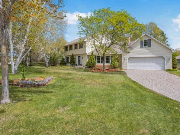 2805 Alvarado Ln N, Plymouth, MN 55447