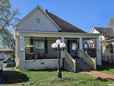 107 W Lincoln St, Harrisburg, IL, 62946