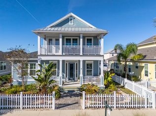 8 Laughing Gull Ln, Palm Coast, FL 32137