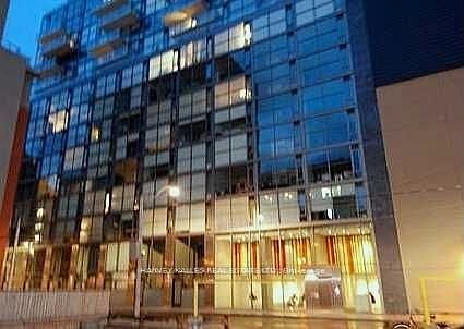 1st image of 25 Oxley St #304