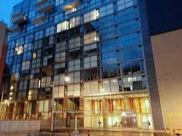 25 Oxley St #304, Toronto, ON M5V 2J5
