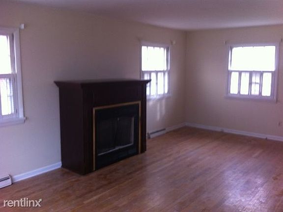 5th image of 594 Monticello Blvd