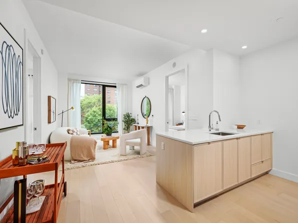 218 Front Street image 1 of 49