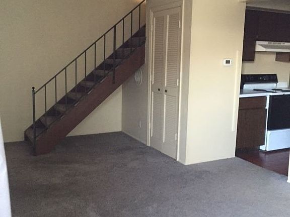 4th image of 4808 Woodmark Dr