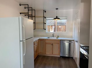 33 Page St APT B, Cotati, CA 94931