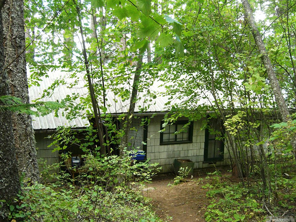 2nd image of 303 Summer Lane