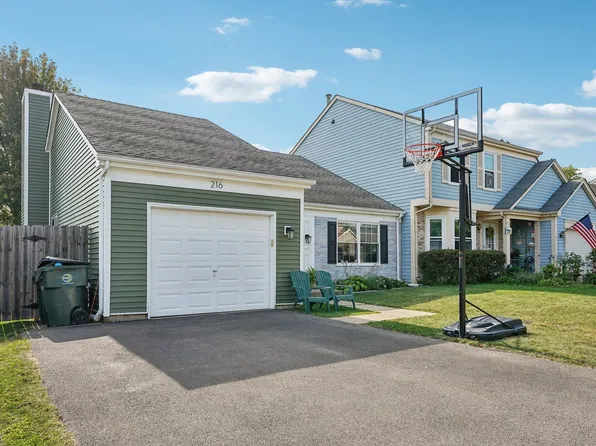 216 Bingham Cir, Mundelein, IL 60060