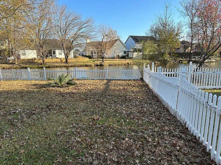 8512 Litchfield Dr — Photo 4