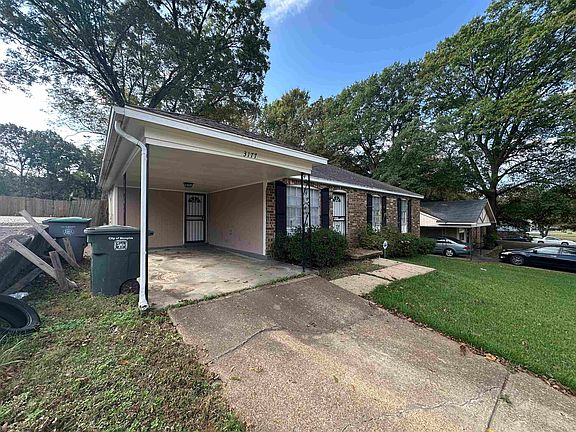 3rd image of 3177 Maple Hill Dr