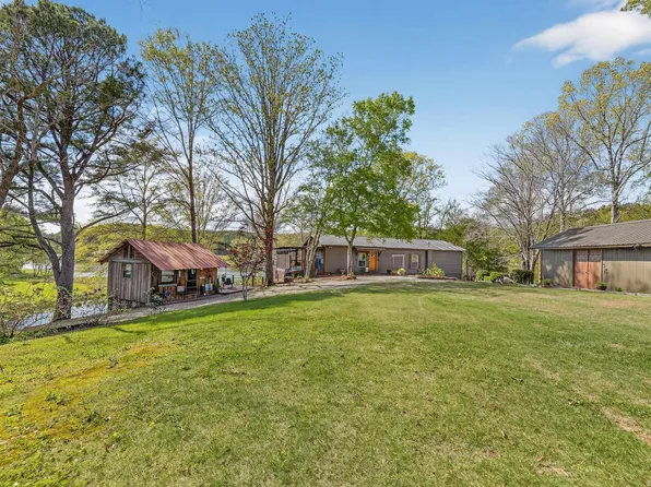 488 Sulphur Creek Ln, Sylacauga, AL 35151