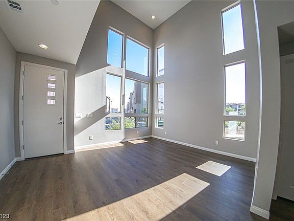 2nd image of 744 Amethyst Creek Ct
