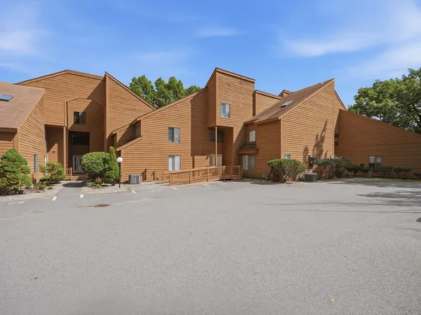 84 Perkins Ct #84, Haverhill, MA 01832