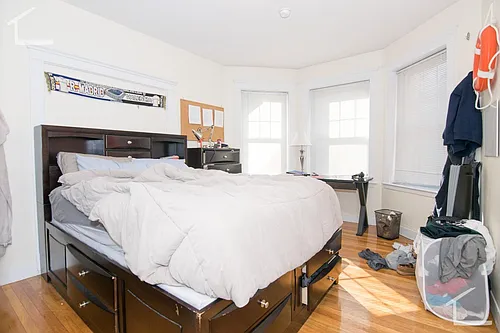 83 Gibbs St #2 Photo 1