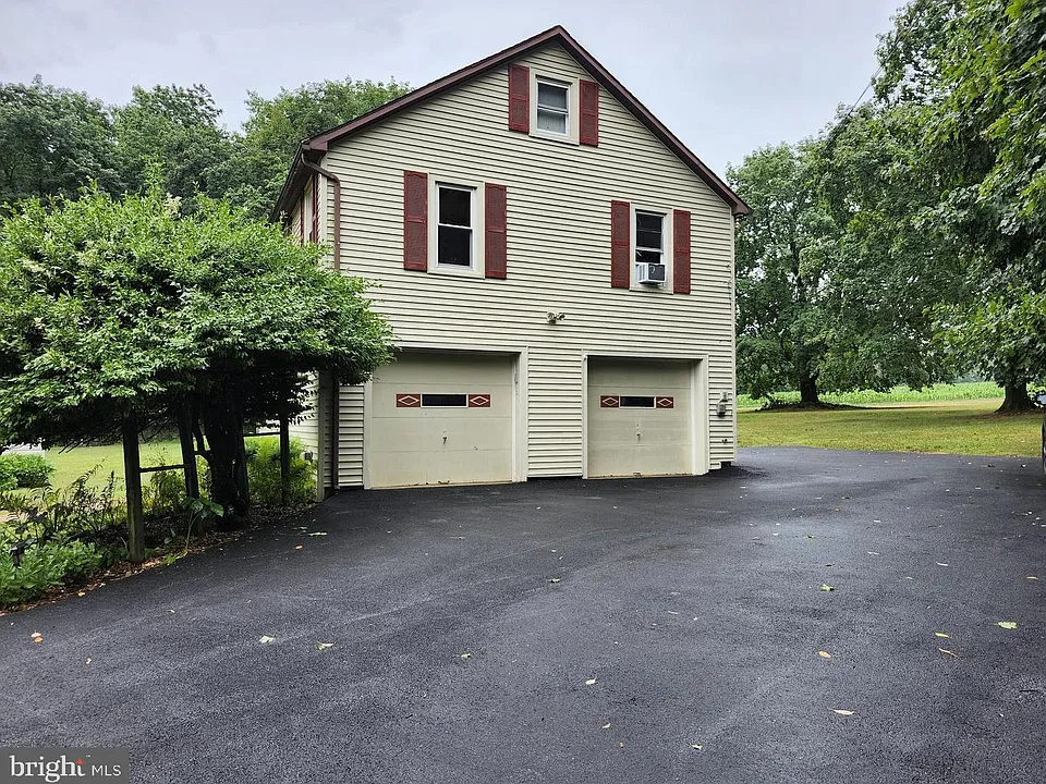 143 Swopes Valley Rd