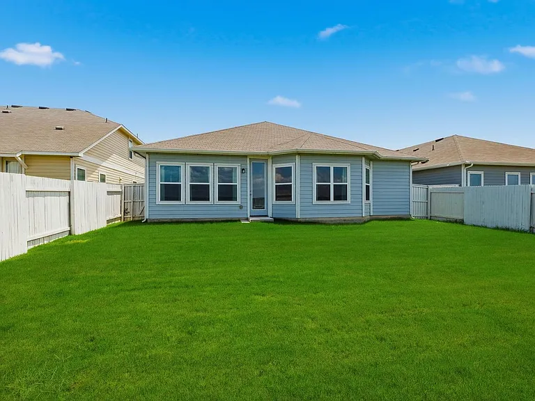 2821 Winding Creek Rd — Photo 19