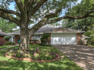 4359 Rosslyn Rd, Houston, TX 77018