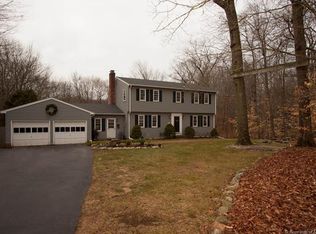 53 Arkay Dr, Higganum, CT 06441